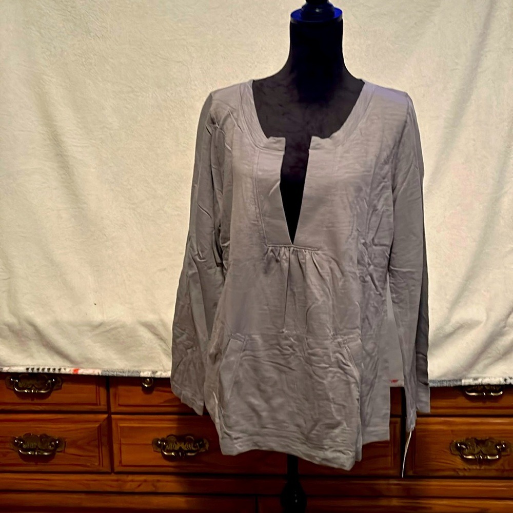 Woman’s long sleeve shirt
